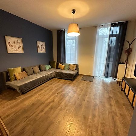 Charmante maison de ville rénové à 10 min de Liège! Flemalle-Grande Esterno foto