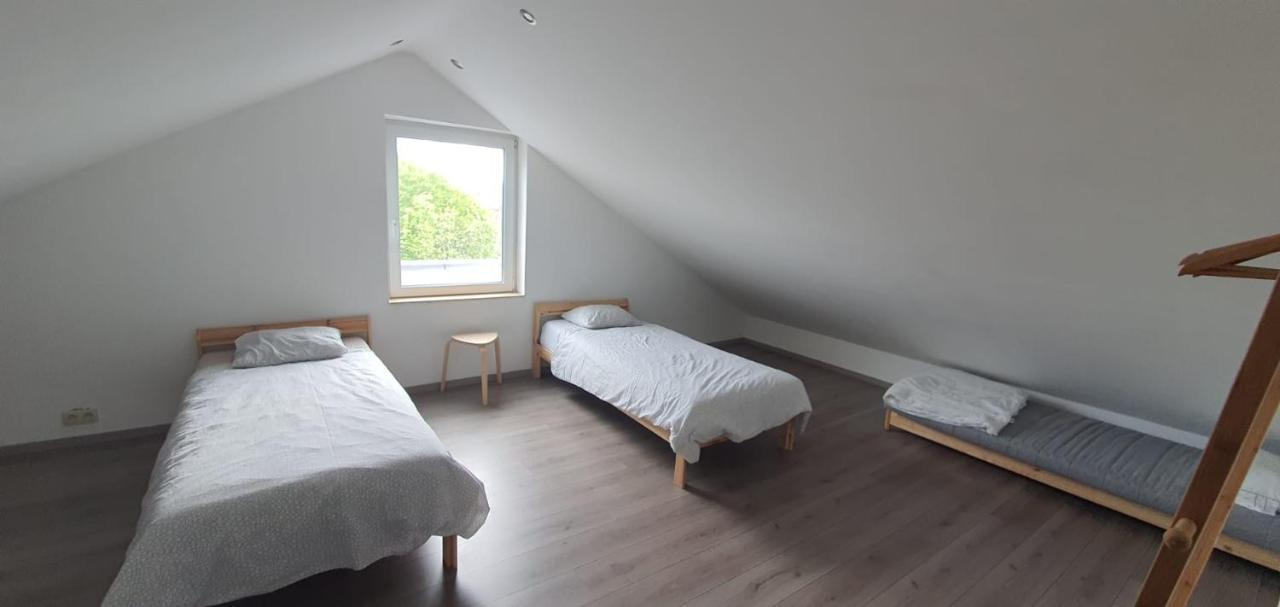 Charmante maison de ville rénové à 10 min de Liège! Flemalle-Grande Esterno foto
